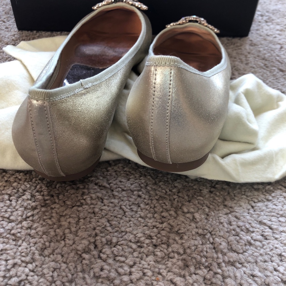 NWT 8.5 Badgley Mischka Bianca flats wedding - Picture 5 of 8